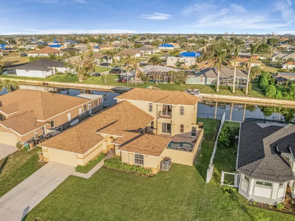 205 SE 4th Pl, Cape Coral, FL 33990