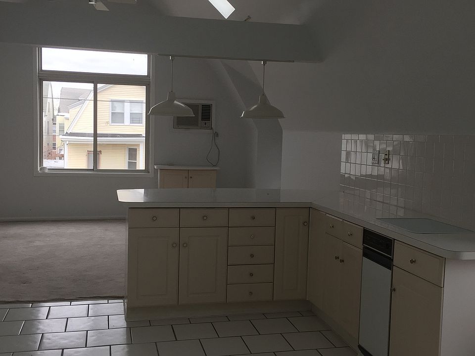 1st image of 248 Parker Street # Fl 3rd