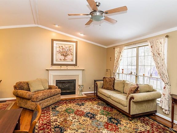 3rd image of 3065 Forest Creek Ct