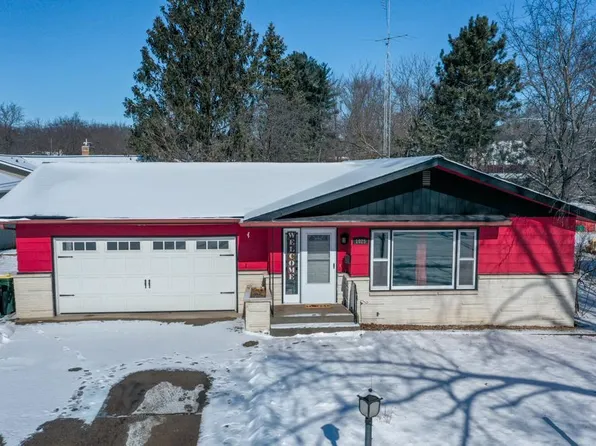 1025 Seymour Street, Reedsburg, WI 53959