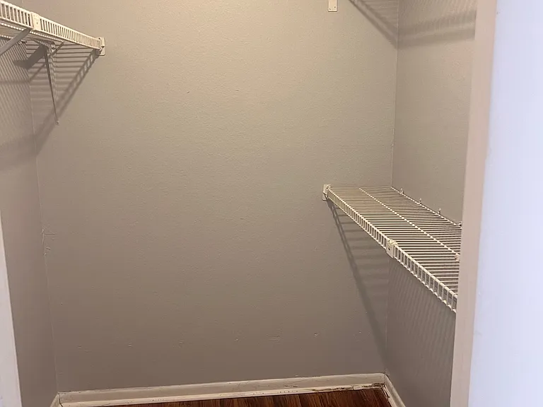8517 Hearth Dr #4 — Photo 8