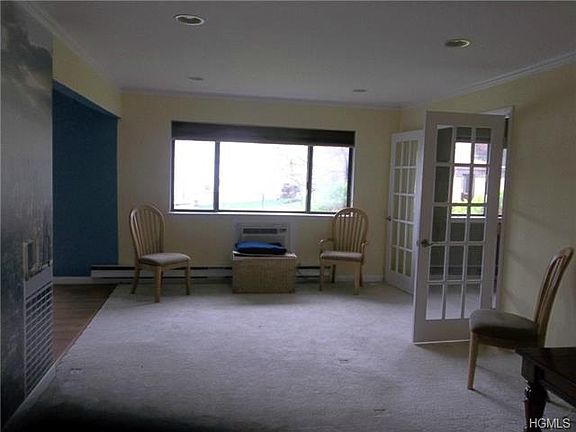 4th image of 312 Richard Ct #312