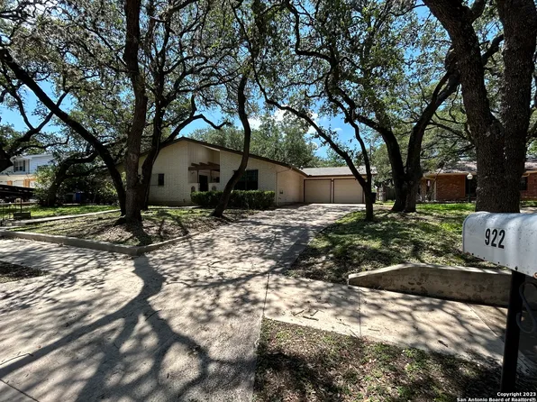 922 FABULOUS DR, San Antonio, TX 78213