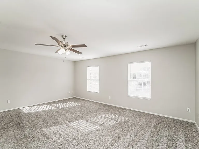 4405 Larkhaven Village Dr — Photo 11