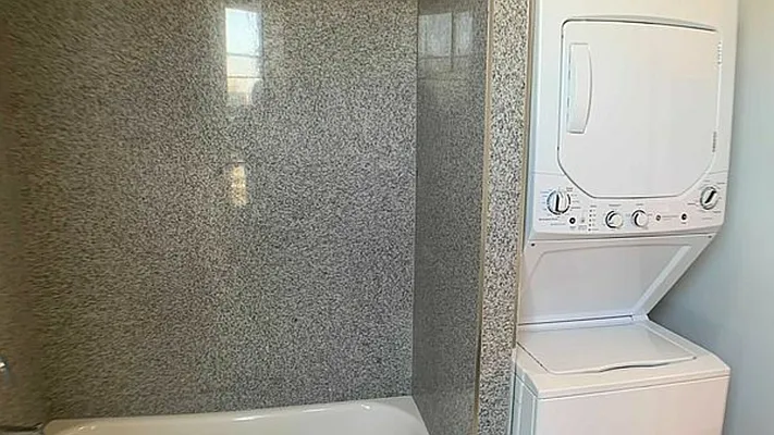 Rented by Nooklyn NYC LLC | media 7