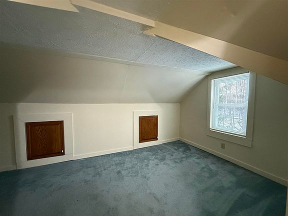 4th image of 15 Old Dairy Rd