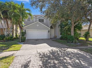 315 Berenger Walk, Royal Palm Beach, FL 33414