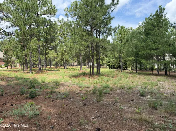 21 Strathaven Drive, Pinehurst, NC 28374