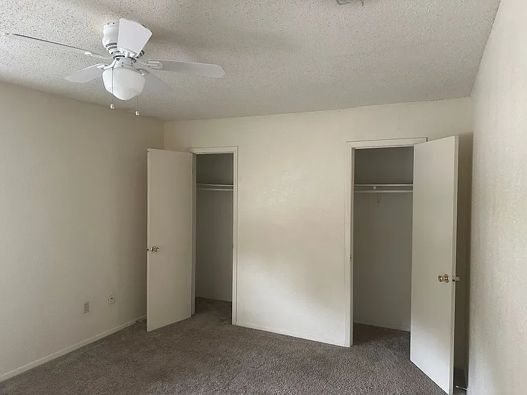 1400D Holleman Dr — Photo 20