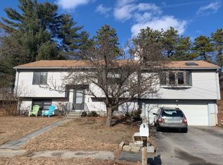 22 Hassel Brook Rd, Nashua, NH 03060
