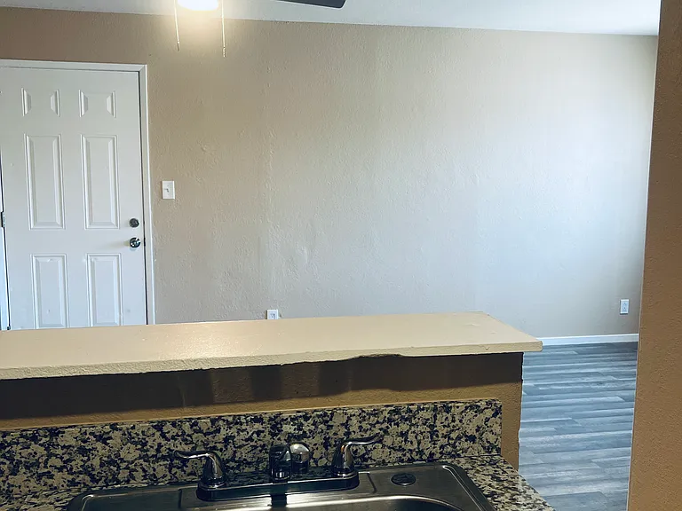 2124 90th Ave #14 — Photo 9