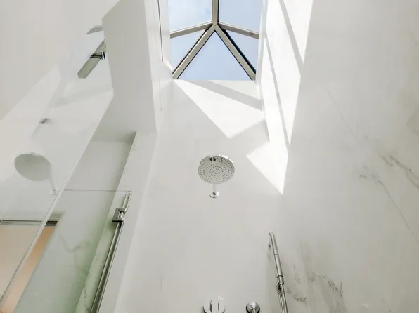 (undisclosed Address), West Hollywood, CA 90069