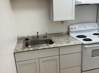 59 College Hwy #6, Southwick, MA 01077