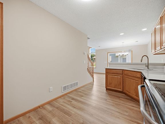 5th image of 17077 Eagleview Way