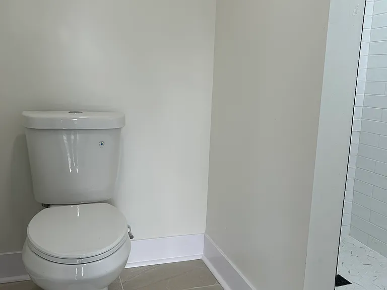 6632 Brooklyn Ave — Photo 10
