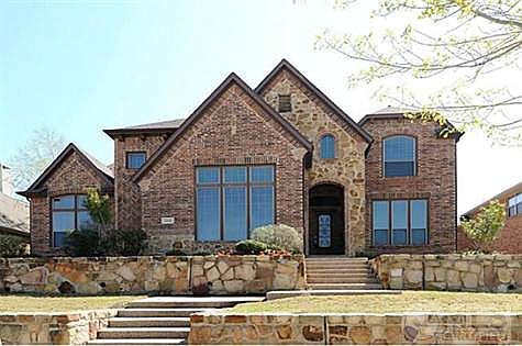 1st image of 1141 Lady Carol Ln