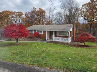 3430 E Stag Dr, Gibsonia, PA 15044