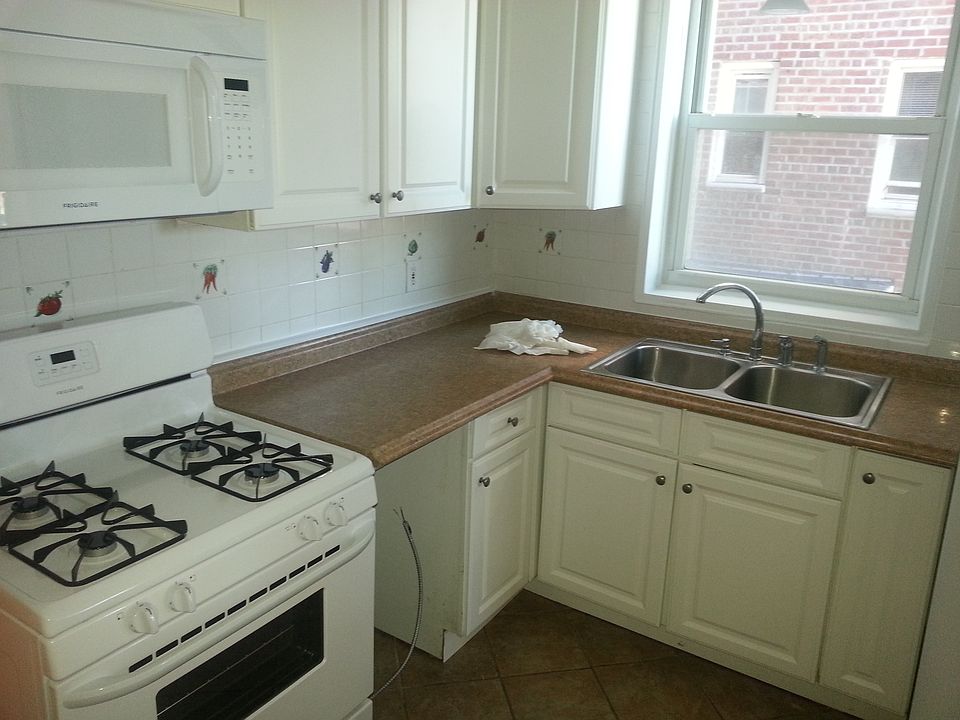 1st image of 210 East Broadway