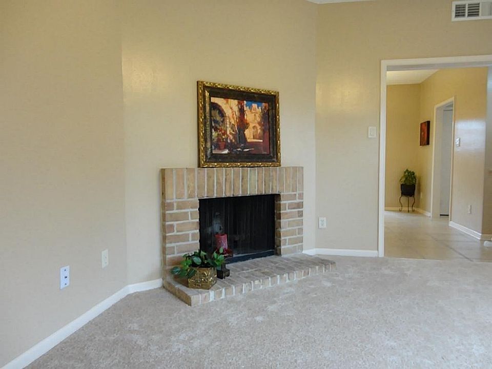 1st image of 10103 Waterstone Dr