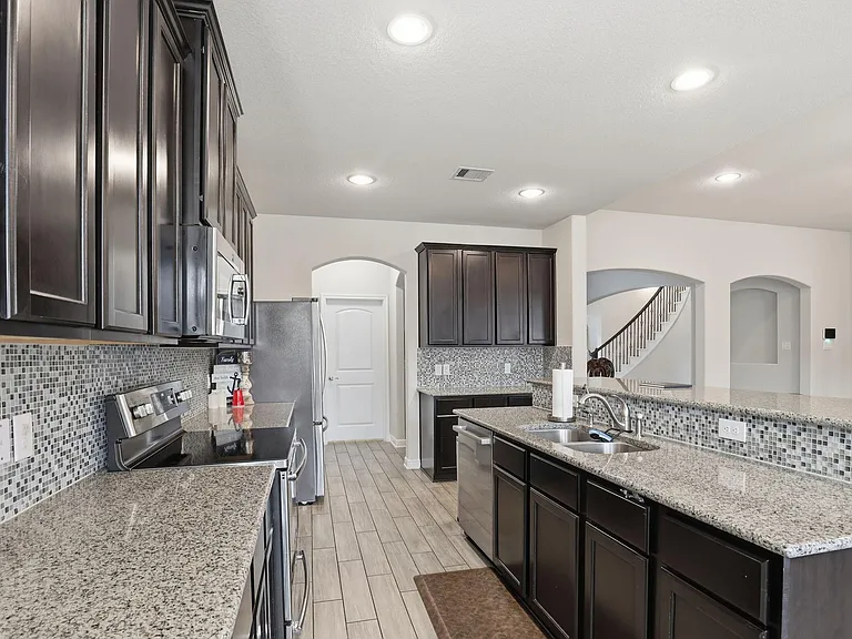 24714 Longwood Forest Dr — Photo 8