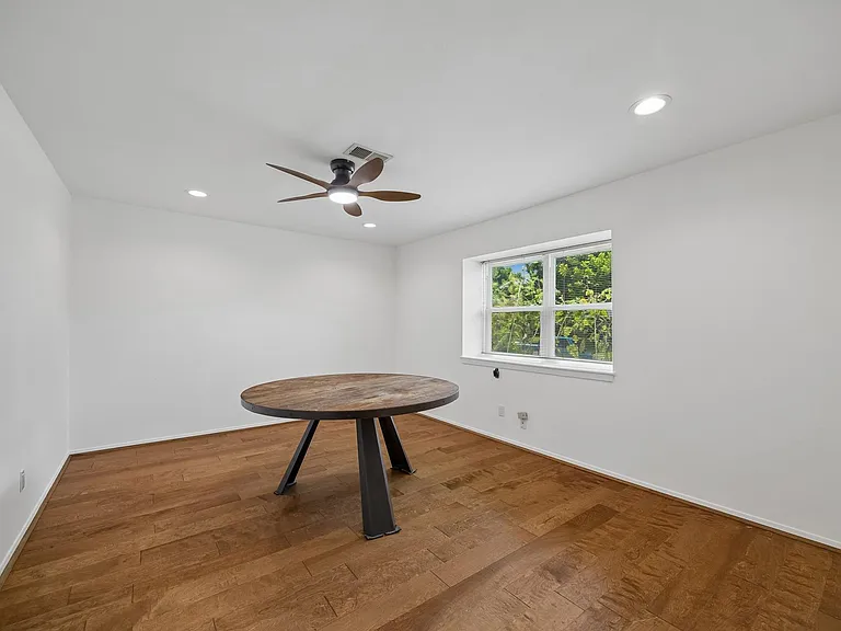 7050 Cole Creek Dr — Photo 7