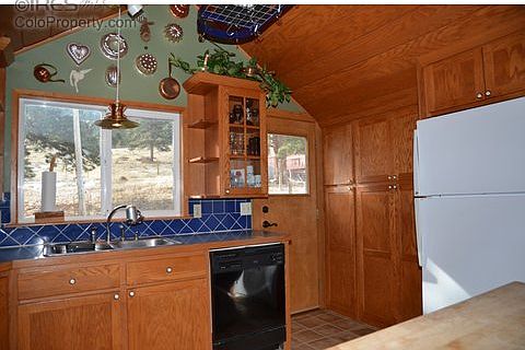 5th image of 1051 Sutton Ln