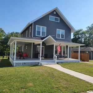 511 E 2nd South St, Carlinville, IL, 62626