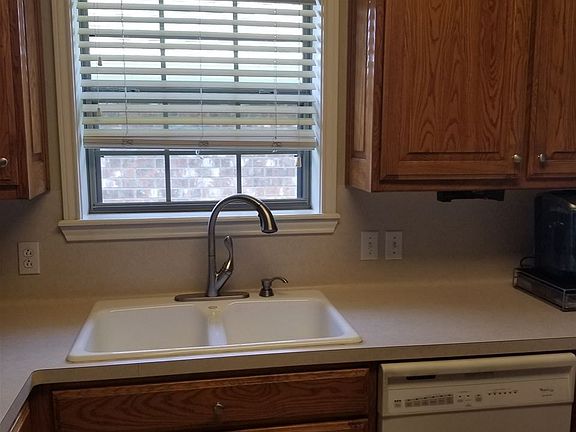 4th image of 3504 Doublewood Dr