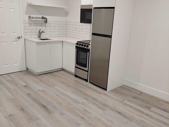 Modern kitchen with plenty of storage