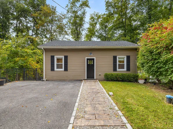 7 Pleasant View Road, New Fairfield, CT 06812