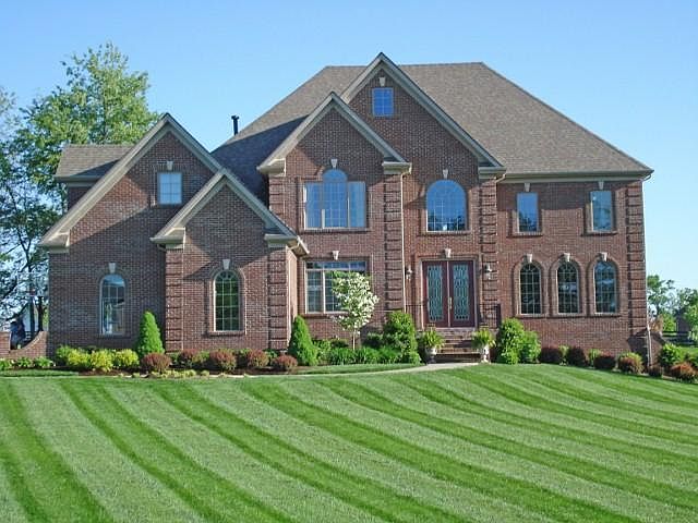 1st image of 615 E Cambridge Ln