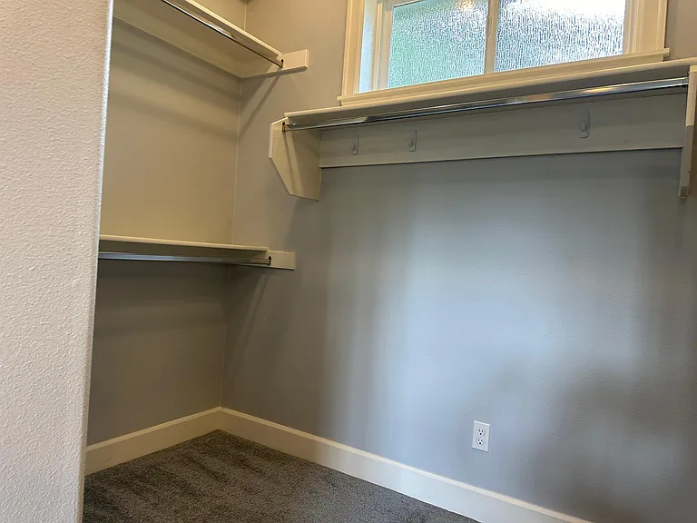 1328 S Water St — Photo 15
