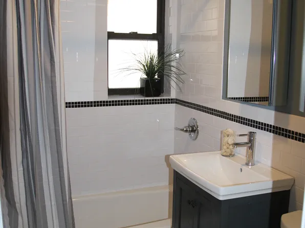 20-64 31st Street image 7 of 10