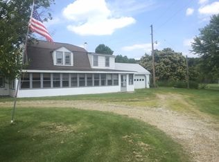 3840 Napier Rd, Canton, MI 48187