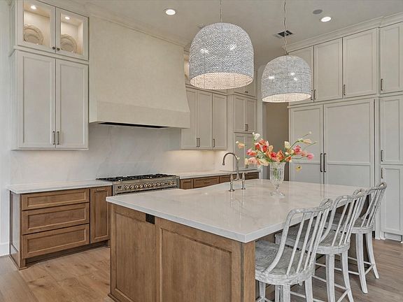 5th image of 7715 Morgans Pond Ct