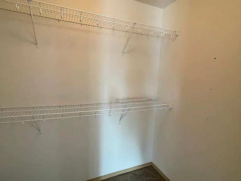 1900 Leanne Ave — Photo 26