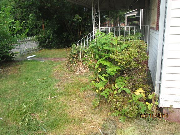 5th image of 2112 Richmond St