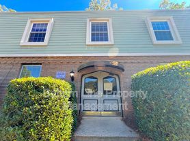 2638 Park Rd