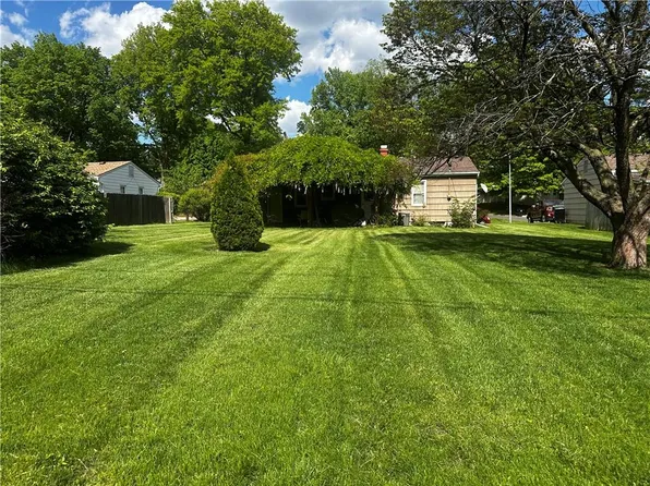 3704 S Liberty St, Independence, MO 64055