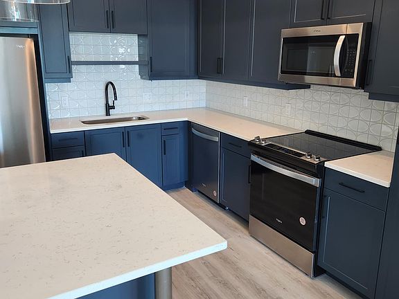 3rd image of 80 NE 29th St #B6