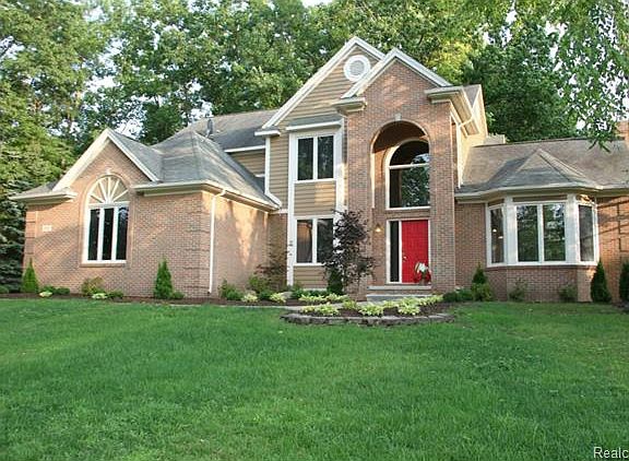 4th image of 121 Woodcreek Ct