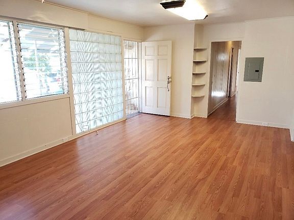 5th image of 1504 Thurston Ave