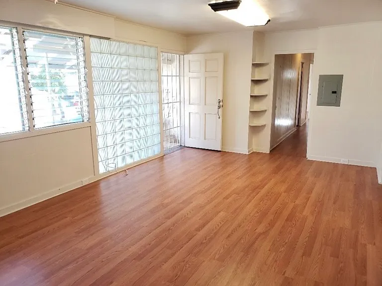 1504 Thurston Ave — Photo 5