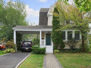 575 1st St, Westfield, NJ 07090