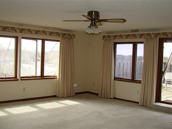 2nd image of 1540 N Cotner Blvd #B425