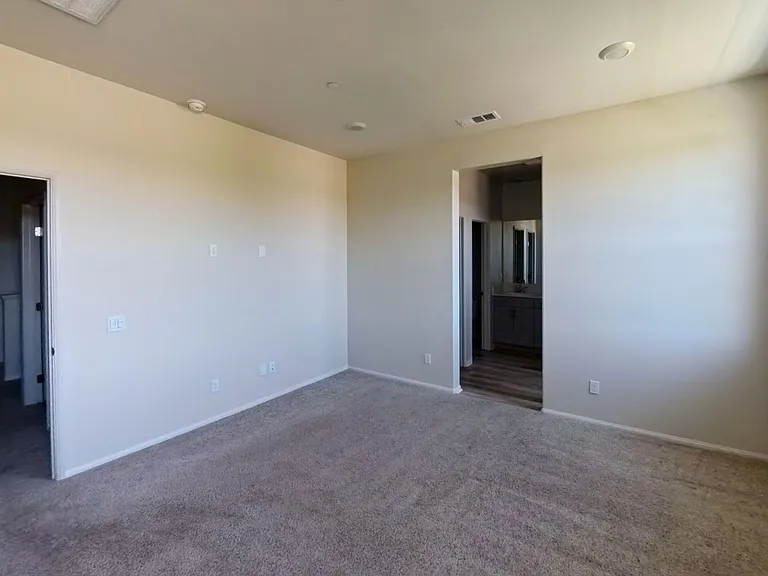 40186 Birchfield Dr #170 — Photo 15