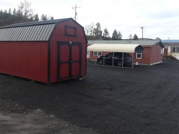 202 S 3rd St W, Culdesac, ID 83524