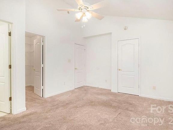 2nd image of 6439 Quarterbridge Ln