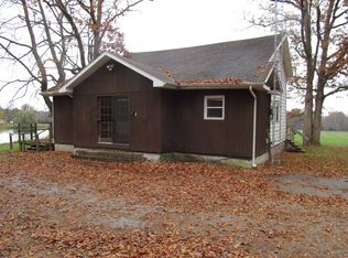 16709 E Liberty Rd, Mount Vernon, IL 62864