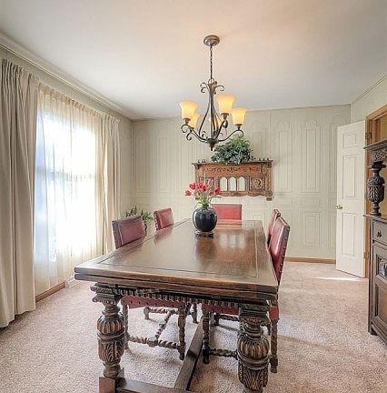 5th image of 5944 Creekside Ln